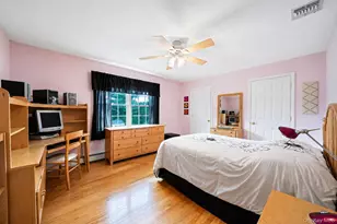 10 Park View Ln, Lake Grove, NY 11755 - Photo 32