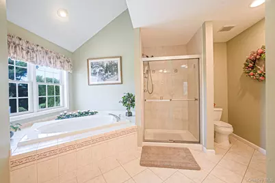 10 Park View Lane, Lake Grove, NY 11755 - Photo 38
