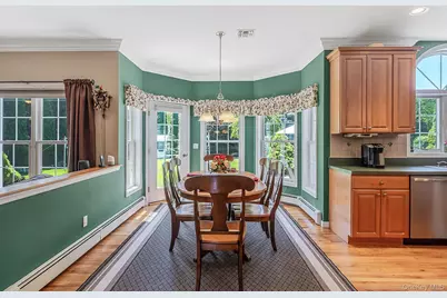 10 Park View Lane, Lake Grove, NY 11755 - Photo 18