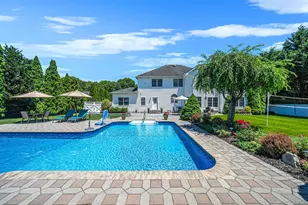 10 Park View Ln, Lake Grove, NY 11755 - Photo 44