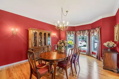 10 Park View Lane, Lake Grove, NY 11755 - Photo 12