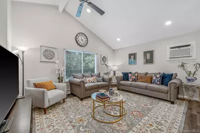 6 Atlantic Street, Holtsville, NY 11742 - Photo 6