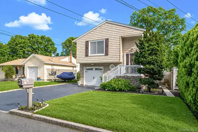 6 Atlantic Street, Holtsville, NY 11742 - Photo 2
