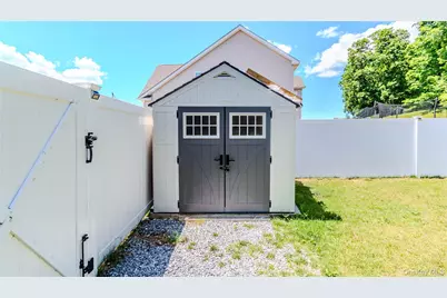 211 Ridgeline Drive, Poughkeepsie, NY 12603 - Photo 34