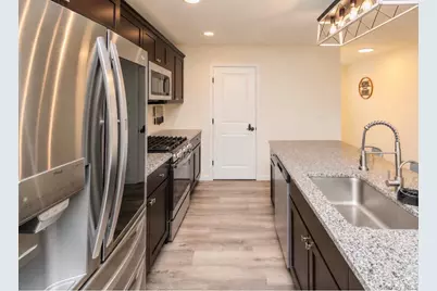 211 Ridgeline Drive, Poughkeepsie, NY 12603 - Photo 10