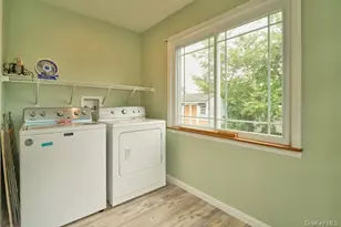 161 Van Buren St, West Babylon, NY 11704 - Photo 14