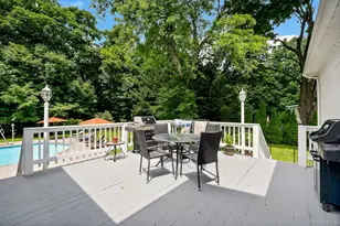 16 Hearthstone Cir, Scarsdale, NY 10583 - Photo 34