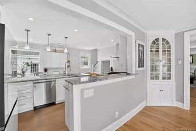 44 Elizabeth Street, Port Chester, NY 10573 - Photo 10