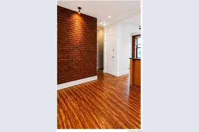 21-15 33St #4, Astoria, NY 11105 - Photo 6