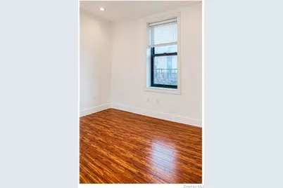 21-15 33St #4, Astoria, NY 11105 - Photo 8