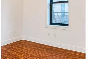 21-15 33St, Astoria, NY 11105 - Photo 8
