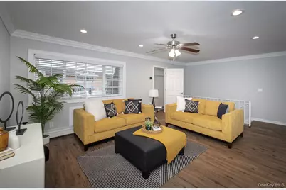 475 Little East Neck Road #PW26, West Babylon, NY 11704 - Photo 4