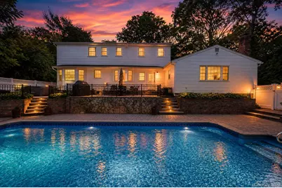 14 Sandpiper Court, Smithtown, NY 11787 - Photo 2