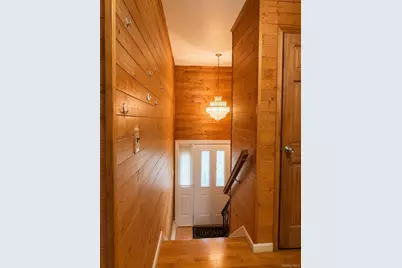 27 Pine Road, Amityville, NY 11701 - Photo 2