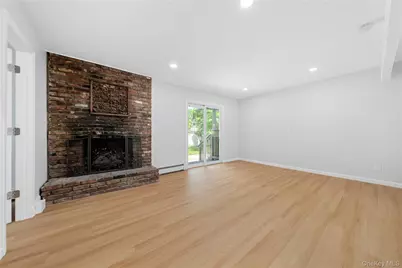 9 4th Street, Nesconset, NY 11767 - Photo 16