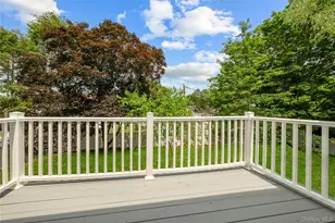 9 4th St, Nesconset, NY 11767 - Photo 8