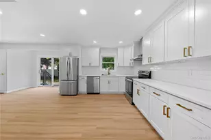 9 4th St, Nesconset, NY 11767 - Photo 20