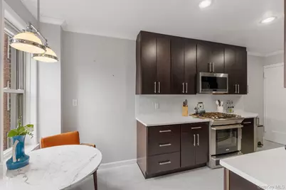 280 Bronxville #8B, Bronxville, NY 10708 - Photo 4
