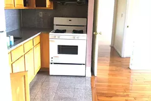 35-06 Leavitt St, Flushing, NY 11354 - Photo 2