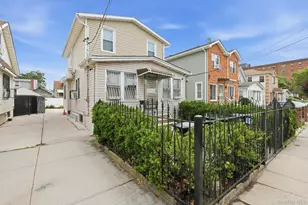111-35 166th St, Jamaica, NY 11433 - Photo 2
