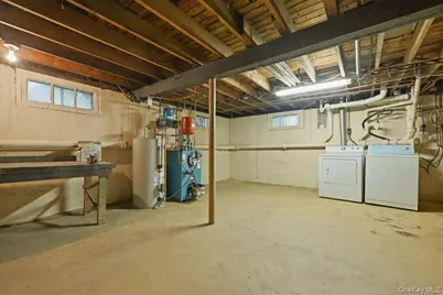 207 Sullivan Avenue, Farmingdale, NY 11735 - Photo 26