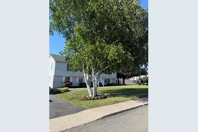 33 Lincoln Circle, Wallkill, NY 12589 - Photo 1