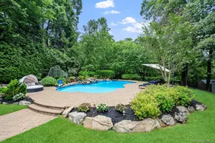 6 Colonial Gate, Plainview, NY 11803 - Photo 42
