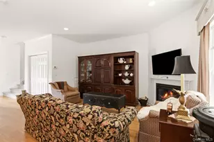 31 Willow Wood Dr, East Setauket, NY 11733 - Photo 6