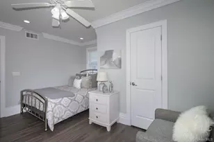 78 S Clinton Ave, Bay Shore, NY 11706 - Photo 8