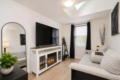 229 A Freeborn Street, New York, NY 10306 - Photo 4