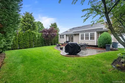 80 Joyce Road, Plainview, NY 11803 - Photo 40