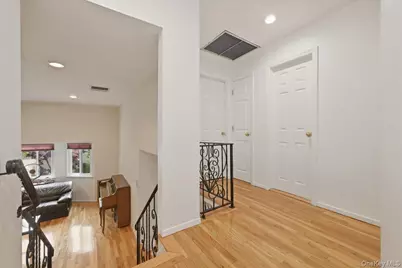 2461 Riviera Lane, Bellmore, NY 11710 - Photo 22