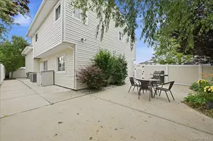 2461 Riviera Ln, Bellmore, NY 11710 - Photo 38