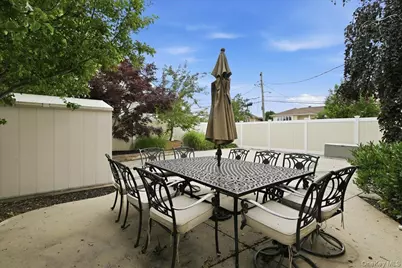 2461 Riviera Lane, Bellmore, NY 11710 - Photo 40