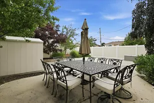 2461 Riviera Ln, Bellmore, NY 11710 - Photo 40