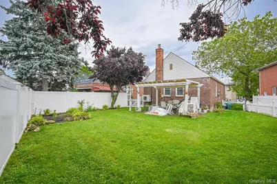 56-08 197th Street, Fresh Meadows, NY 11365 - Photo 18