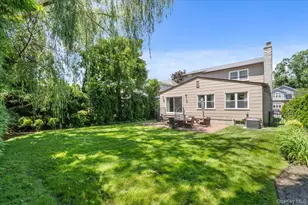 42 North Rd, Great Neck, NY 11024 - Photo 36