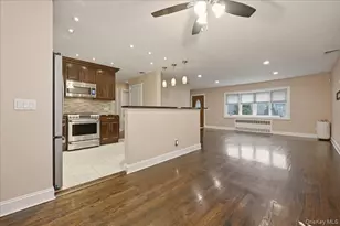 195 Scarcliffe Dr, Malverne, NY 11565 - Photo 10