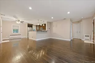 195 Scarcliffe Dr, Malverne, NY 11565 - Photo 6