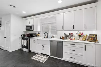 104 Park Avenue, Babylon, NY 11702 - Photo 6