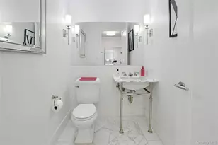 10 City Pl, White Plains, NY 10601 - Photo 20