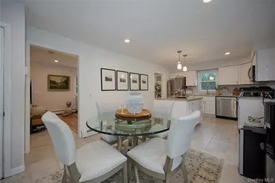 181 N Grand Avenue, Poughkeepsie, NY 12603 - Photo 16