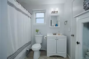 181 N Grand Ave, Poughkeepsie, NY 12603 - Photo 30