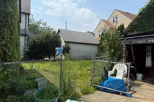 340 Plymouth St, West Hempstead, NY 11552 - Photo 12