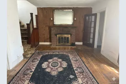340 Plymouth Street, West Hempstead, NY 11552 - Photo 2