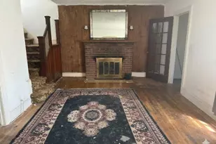 340 Plymouth St, West Hempstead, NY 11552 - Photo 2