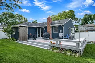 6 Malba Dr, Shirley, NY 11967 - Photo 28