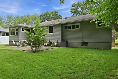 578 Richmond Road, East Meadow, NY 11554 - Photo 32