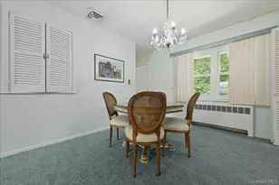 578 Richmond Rd, East Meadow, NY 11554 - Photo 10