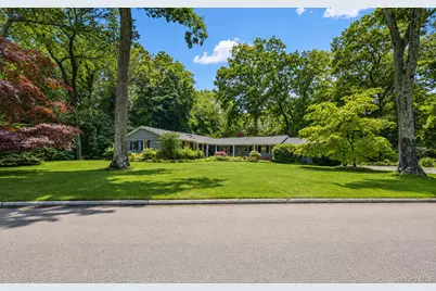 27 Longwood Drive, South Huntington, NY 11746 - Photo 1